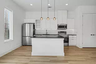 2217 N Fitzhugh Ave, Dallas, TX 75204 - Photo 16