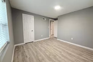 1420 6th St, Irving, TX 75060 - Photo 10