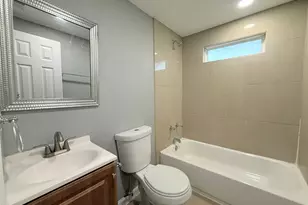 1420 6th St, Irving, TX 75060 - Photo 8