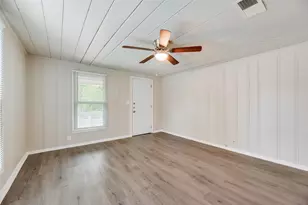 821 Bond St, Fort Worth, TX 76114 - Photo 20