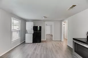 821 Bond St, Fort Worth, TX 76114 - Photo 24