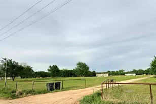 198 Railroad Dr, Mabank, TX 75156 - Photo 6