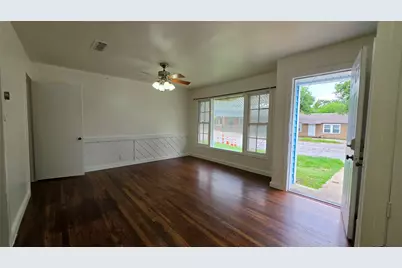 1111 Avenue A, Denton, TX 76201 - Photo 10