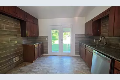 1111 Avenue A, Denton, TX 76201 - Photo 4