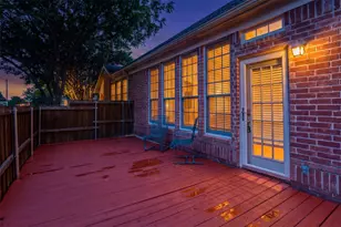 401 Manders Ct, Irving, TX 75063 - Photo 16