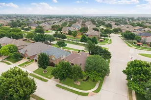 7096 Carmona, Grand Prairie, TX 75054 - Photo 32