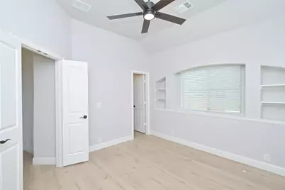 12600 Eagles Bluff, Godley, TX 76044 - Photo 8