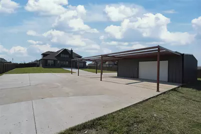 12600 Eagles Bluff, Godley, TX 76044 - Photo 4