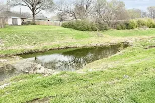 605 S Bradshaw St, Denton, TX 76205 - Photo 6