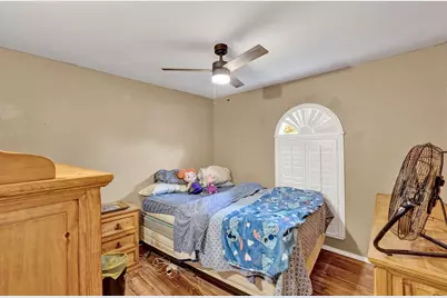 1125 Hillwood Drive, Lewisville, TX 75067 - Photo 12