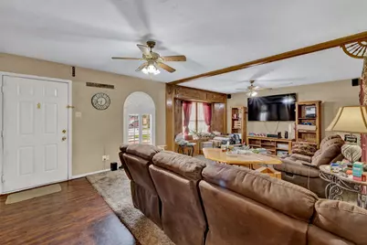 1125 Hillwood Drive, Lewisville, TX 75067 - Photo 4