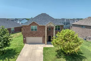 800 Cormorant Dr, Sherman, TX 75092 - Photo 2