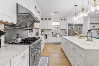 4726 Hopkins Avenue, Dallas, TX 75209 - Photo 16