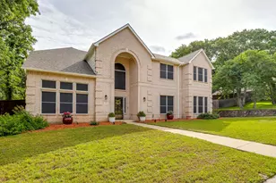 801 Timberwolf Ct, Crowley, TX 76036 - Photo 2