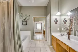 801 Timberwolf Ct, Crowley, TX 76036 - Photo 16