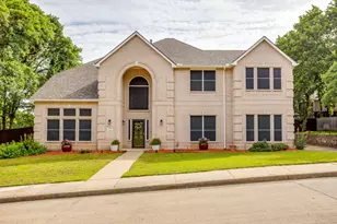 801 Timberwolf Ct, Crowley, TX 76036 - Photo 1