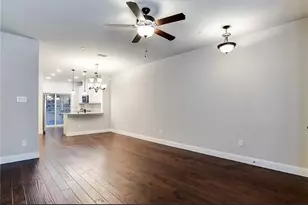321 Tottenham Ct, McKinney, TX 75072 - Photo 4
