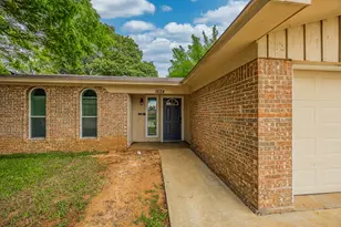 1624 Summer Pl Cir, Irving, TX 75062 - Photo 30