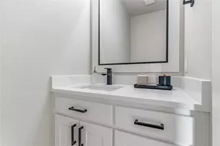 1001 Agua Escondida Ct, Springtown, TX 76082 - Photo 6