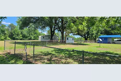 117 Moore Drive, Palestine, TX 75801 - Photo 12