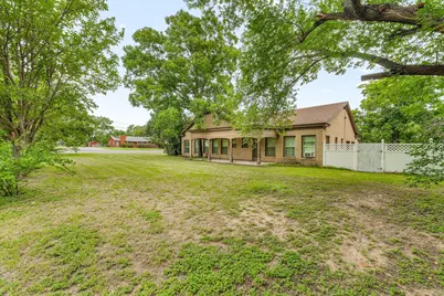 941 S Texas Street, De Leon, TX 76444 - Photo 32