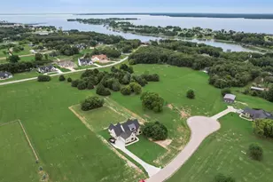 209 Wave Runner Ct, Corsicana, TX 75109 - Photo 2
