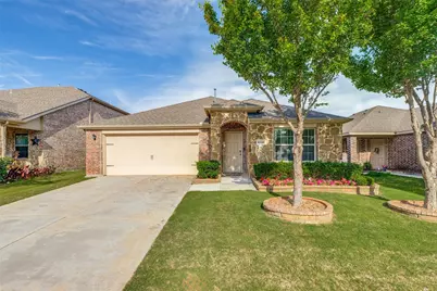 2118 Meadow Park Drive, Princeton, TX 75407 - Photo 1