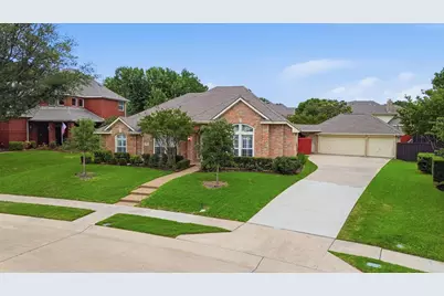 2709 Greenview Drive, McKinney, TX 75072 - Photo 2