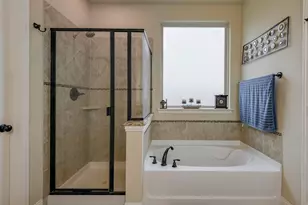 2701 Elmwood Dr, Burleson, TX 76028 - Photo 8