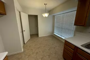 5800 Stone Meadow Ln, Fort Worth, TX 76179 - Photo 8