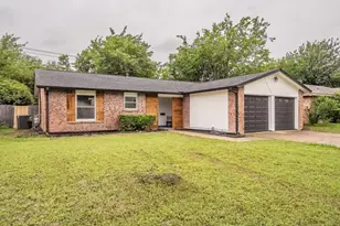 1108 Georgetown St, Arlington, TX 76015 - Photo 2