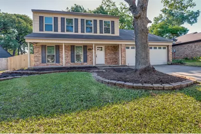 1710 Chittam Drive, Euless, TX 76039 - Photo 2