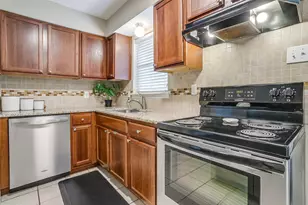 10008 San Lorenzo Dr, Dallas, TX 75228 - Photo 14