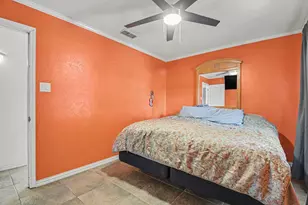 5300 Princess Ct, Lake Dallas, TX 75065 - Photo 16
