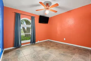 5300 Princess Ct, Lake Dallas, TX 75065 - Photo 8