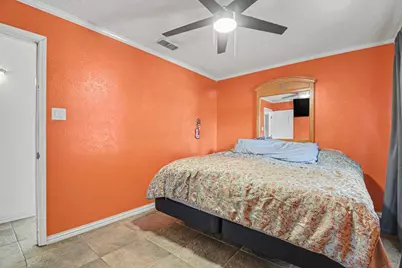 5300 Princess Court, Lake Dallas, TX 75065 - Photo 20