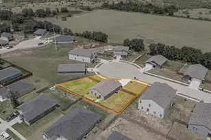 258 Peace Lily Wy, Tolar, TX 76476 - Photo 4