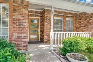 7120 Axis Ct, Fort Worth, TX 76132 - Photo 4