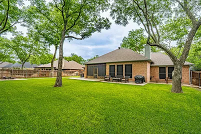 8928 Green Leaves Drive, Granbury, TX 76049 - Photo 38