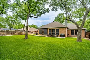 8928 Green Leaves Dr, Granbury, TX 76049 - Photo 38