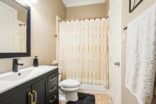 812 Moss Cliff Cir, McKinney, TX 75071 - Photo 16