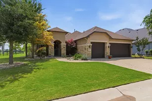 8713 Gardenia Dr, Denton, TX 76207 - Photo 2