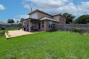 5848 Somerton Dr, Grand Prairie, TX 75052 - Photo 26