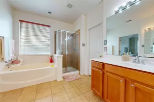 5848 Somerton Dr, Grand Prairie, TX 75052 - Photo 14