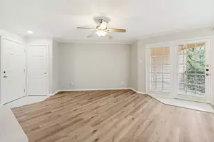 16301 Ledgemont Ln, Addison, TX 75001 - Photo 2