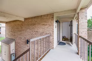16301 Ledgemont Ln, Addison, TX 75001 - Photo 24