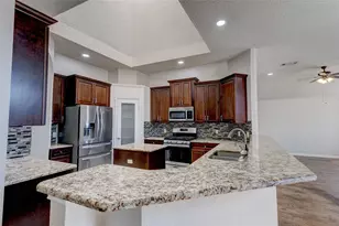 10809 River Oaks Dr, Frisco, TX 75035 - Photo 6