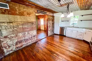 182 Douglas St, Van Alstyne, TX 75495 - Photo 8