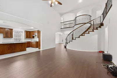 908 Heath Creek Drive, DeSoto, TX 75115 - Photo 8
