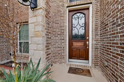 908 Heath Creek Drive, DeSoto, TX 75115 - Photo 2